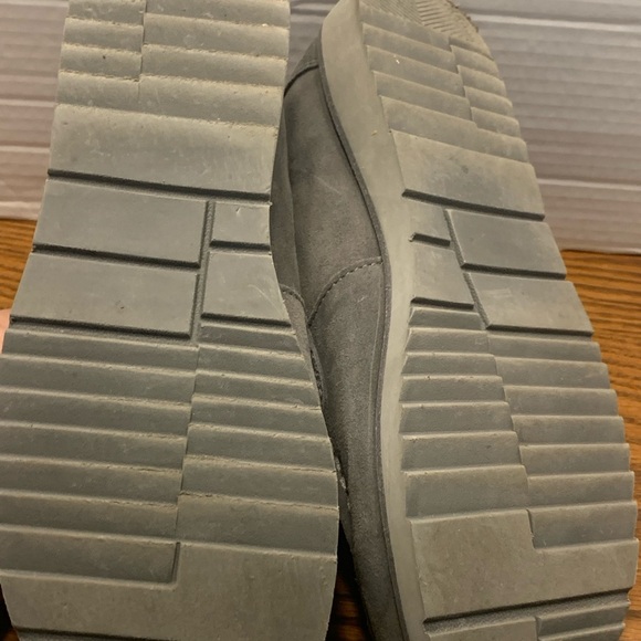 Lands' End Gray Penny Loafers Sleek Suede Slip-Ons Size 11D lightweight Flexble - Picture 12 of 13